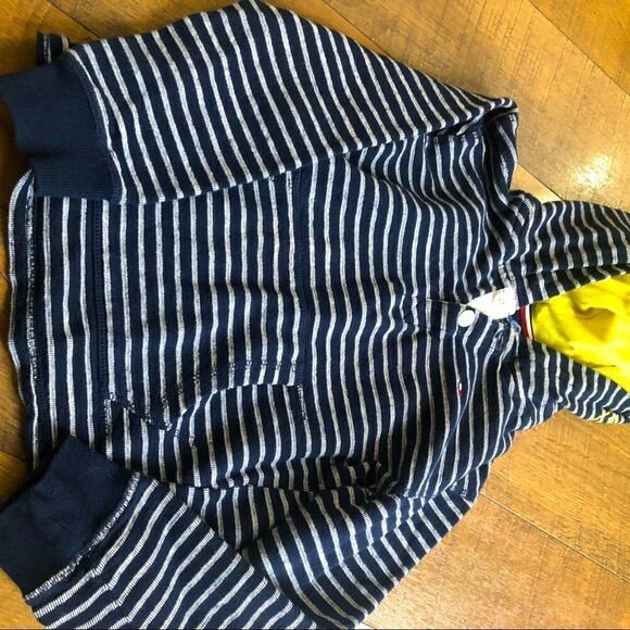 Tommy Hilfiger sweatshirt  - Picture 1 of 4